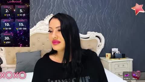 Snapshot of laurenjenssen chatting on January 2025 09:06:02 AM Laura online show from January 2025 09:06:02 AM