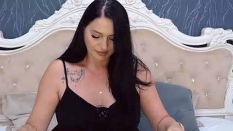Laura online show from July 2026 12:56:01 PM