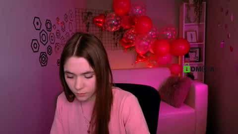 Laure online show from February 2026 10:33:01 AM