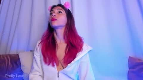 Lauren online show from October 2025 02:59:01 AM