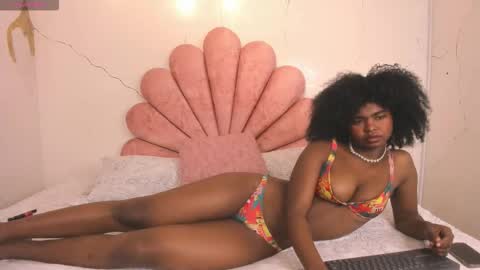 Lauren  online show from March 2026 10:38:01 PM