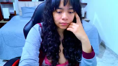 laurent online show from November 2025 03:27:01 AM