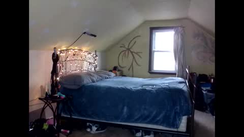 Snapshot of laureybabe44 chatting on January 2025 08:16:01 PM Lauren online show from January 2025 08:16:01 PM