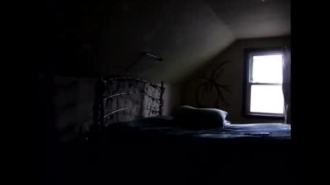 Snapshot of laureybabe44 chatting on January 2025 09:47:02 PM Lauren online show from January 2025 09:47:02 PM