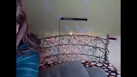 Snapshot of laureybabe44 chatting on December 2025 06:49:01 PM Lauren online show from December 2025 06:49:01 PM