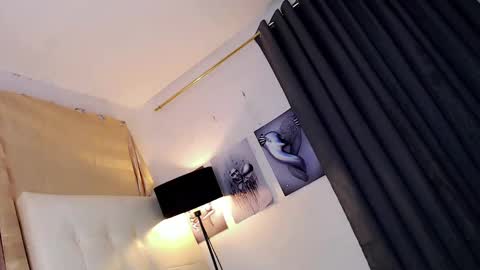 Snapshot of lavander_fieldss chatting on February 2025 09:09:01 PM ximena online show from February 2025 09:09:01 PM