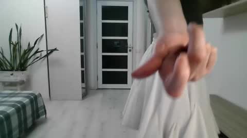 Diana  online show from September 2025 04:52:02 PM