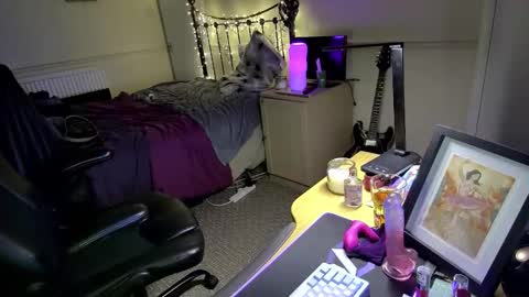 Lavenderrzz online show from January 2026 03:06:02 PM