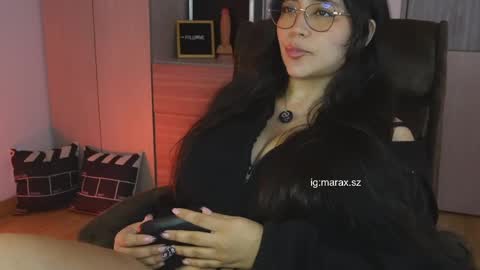 Snapshot of laviah chatting on June 2026 10:35:02 PM Mara online show from June 2026 10:35:02 PM