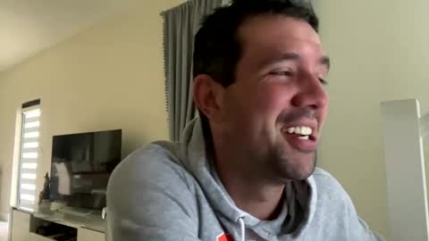 law_cambio online show from February 2025 09:00:01 PM