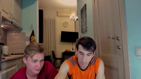 Lawrence online show from October 2025 08:31:01 PM