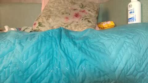 Snapshot of lay_madison chatting on February 2025 10:14:02 PM Lay Madison online show from February 2025 10:14:02 PM