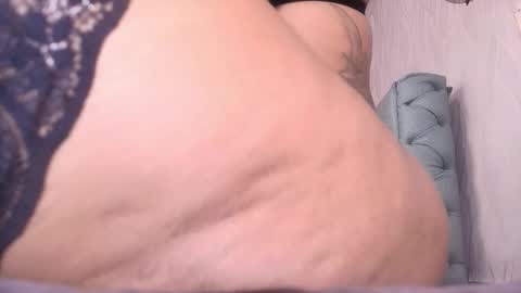 Snapshot of lay_madison chatting on November 2025 07:36:01 PM Lay Madison online show from November 2025 07:36:01 PM