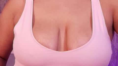 Snapshot of lay_madison chatting on November 2025 07:23:02 PM Lay Madison online show from November 2025 07:23:02 PM