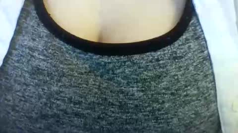 layannalea online show from November 2025 06:01:01 AM