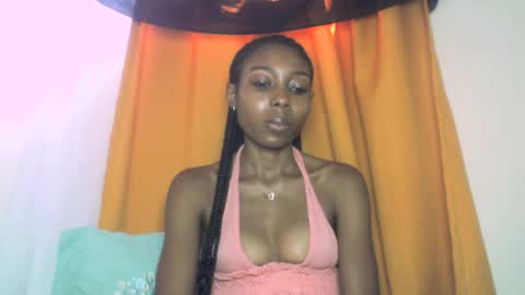 layannek online show from November 2025 06:46:01 AM