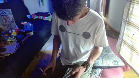 Laye19 online show from December 2024 06:27:02 PM