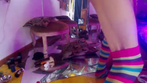 Laye19 online show from February 2025 05:31:01 PM