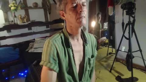 Laye19 online show from September 2025 02:34:02 AM