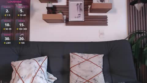 Layla online show from February 2026 06:45:01 PM