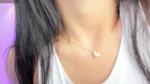 Snapshot of layla_breezee_ chatting on October 2025 12:06:01 PM Layla Breezee online show from October 2025 12:06:01 PM