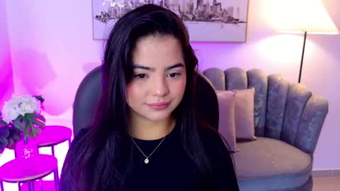 Layla Breezee online show from May 2026 11:59:02 AM