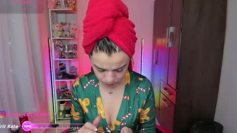 Snapshot of layla_castilloo chatting on November 2025 11:30:01 AM Layla online show from November 2025 11:30:01 AM