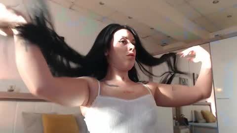 Snapshot of laylacruz chatting on January 2025 06:35:01 AM laylacruz online show from January 2025 06:35:01 AM