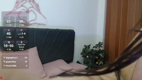 Snapshot of laylafoxy_tay chatting on January 2025 09:02:02 AM laylafoxy_tay online show from January 2025 09:02:02 AM