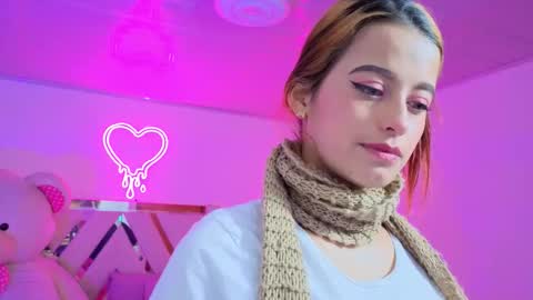 Snapshot of laylafoxy_tay chatting on September 2025 03:05:01 AM laylafoxy_tay online show from September 2025 03:05:01 AM