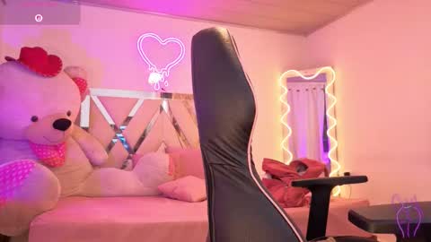 Snapshot of laylafoxy_tay chatting on October 2025 03:28:01 AM laylafoxy_tay online show from October 2025 03:28:01 AM