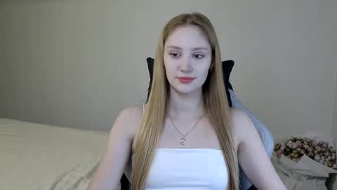 Snapshot of laylapretty001 chatting on February 2025 05:38:01 AM LaylaPretty001 online show from February 2025 05:38:01 AM