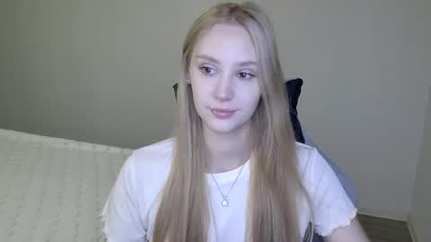 Snapshot of laylapretty001 chatting on November 2025 05:28:02 AM LaylaPretty001 online show from November 2025 05:28:02 AM