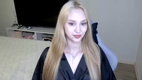 Snapshot of laylapretty001 chatting on June 2026 04:39:02 AM LaylaPretty001 online show from June 2026 04:39:02 AM
