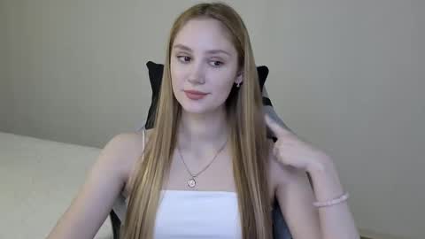 Laylla001 online show from February 2025 07:13:01 AM