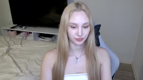 Laylla001 online show from March 2026 09:59:02 AM