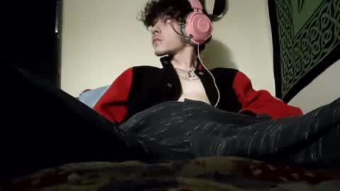 Snapshot of laymetorest420 chatting on February 2025 07:49:01 AM Stitch online show from February 2025 07:49:01 AM