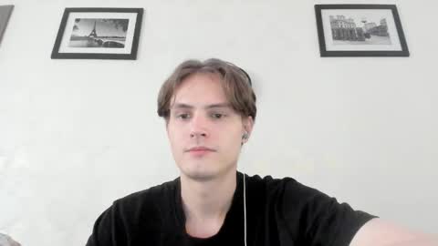 Snapshot of lazaret1k chatting on June 2026 02:10:01 PM Vladi online show from June 2026 02:10:01 PM