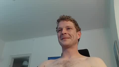lboogie42 online show from May 2026 03:51:02 PM