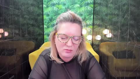 Snapshot of lea_fruit chatting on January 2025 11:09:02 AM Lea online show from January 2025 11:09:02 AM