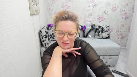 Snapshot of lea_fruit chatting on January 2025 11:45:02 AM Lea online show from January 2025 11:45:02 AM