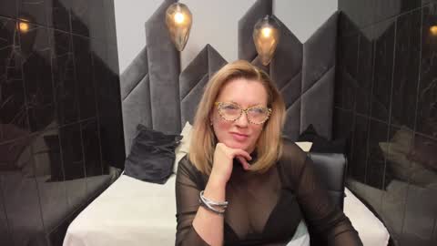 Snapshot of lea_fruit chatting on February 2025 07:33:01 PM Lea online show from February 2025 07:33:01 PM