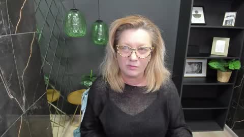 Snapshot of lea_fruit chatting on March 2025 05:09:01 AM Lea online show from March 2025 05:09:01 AM