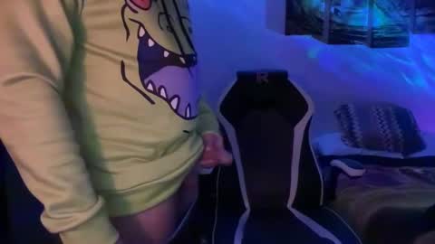 leafar_volkov online show from December 2024 03:48:01 AM