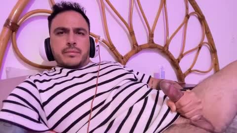 leafar_volkov online show from October 2025 04:13:02 AM