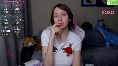 Snapshot of leah__gotty chatting on January 2025 07:27:02 PM Leah  Gotty online show from January 2025 07:27:02 PM