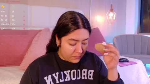 Leah online show from September 2025 02:55:01 PM