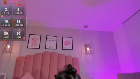 Leah online show from November 2025 03:26:02 PM