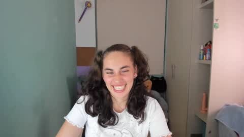 Laura online show from January 2025 06:00:01 AM