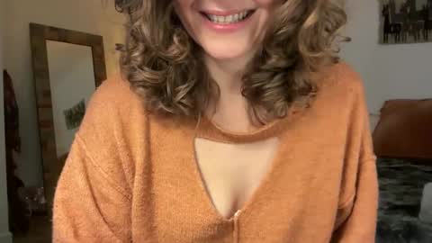 Leah Sparkles online show from November 2025 02:49:01 PM